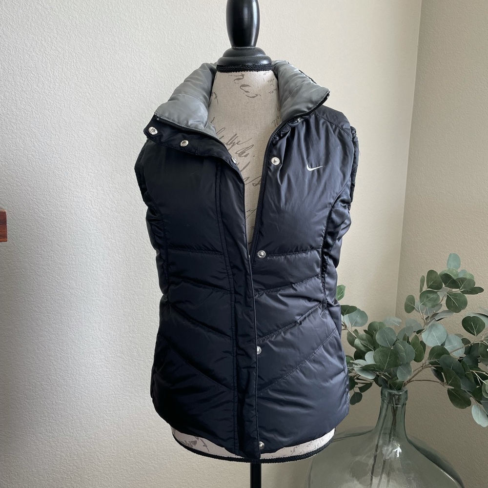 Nike Reversible Medium Puffer Vest